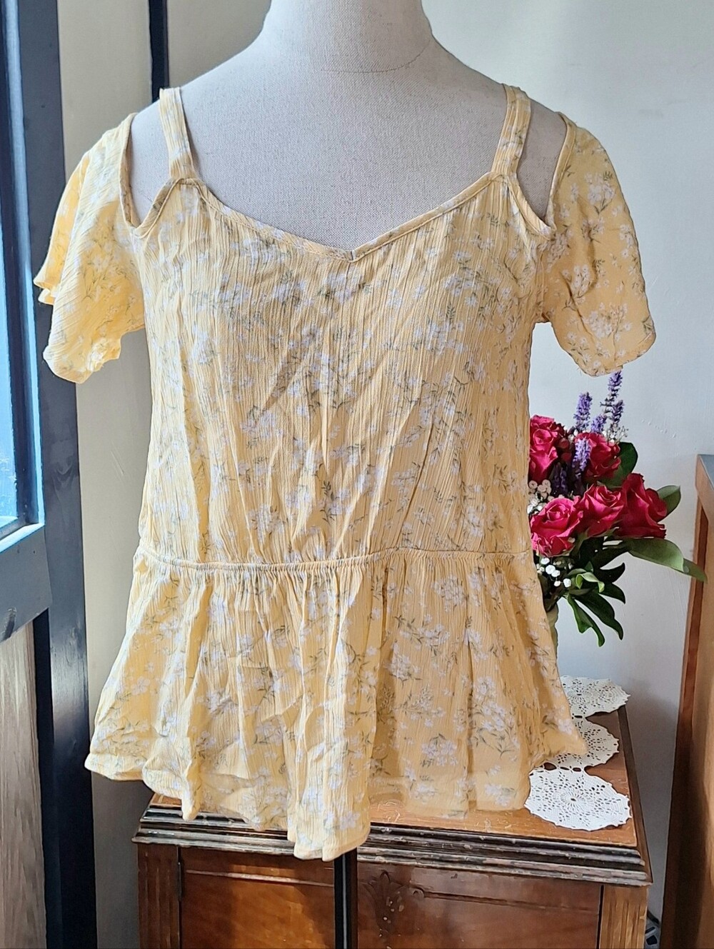 Hippie Rose Sunlight Ivory Floral Boho Peplum Blouse, XL, Style#T1W11088, NWT